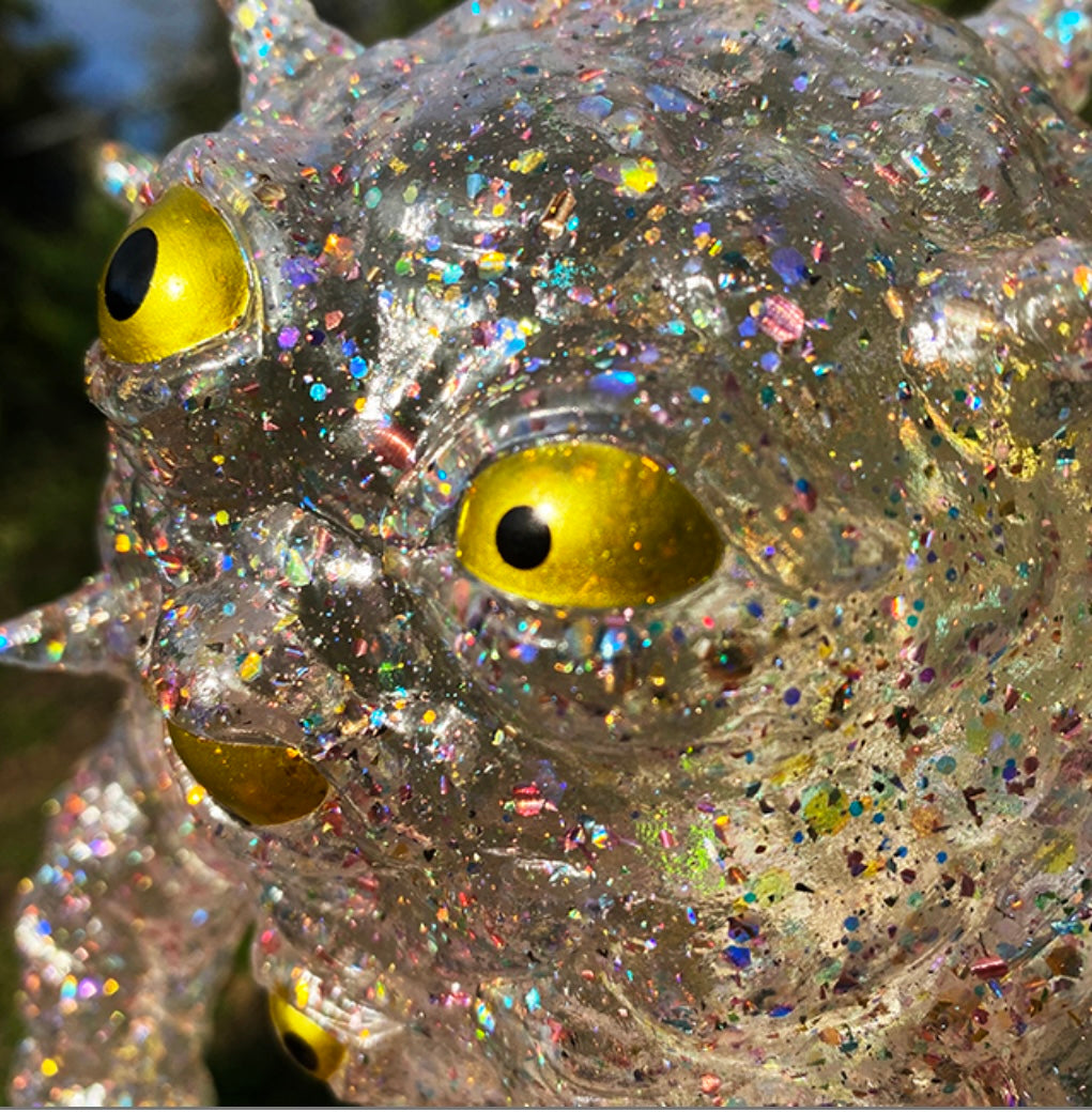 カスタムペイント　アイゾン　KAIJYU EYEZON　ソフビ　MAXTOY 10” Eyezon Kaiju Eyezon Clear Super Glitter Gold Eyes by
