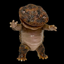Load image into Gallery viewer, 8” Pico Pico LA Modern Sofubi Market