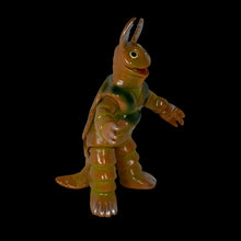 Load image into Gallery viewer, 9” Alien Bankah Marusan Sample Sale #32