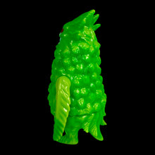 Load image into Gallery viewer, 5 1/2” Ukydaydreamer LA Modern Sofubi Market