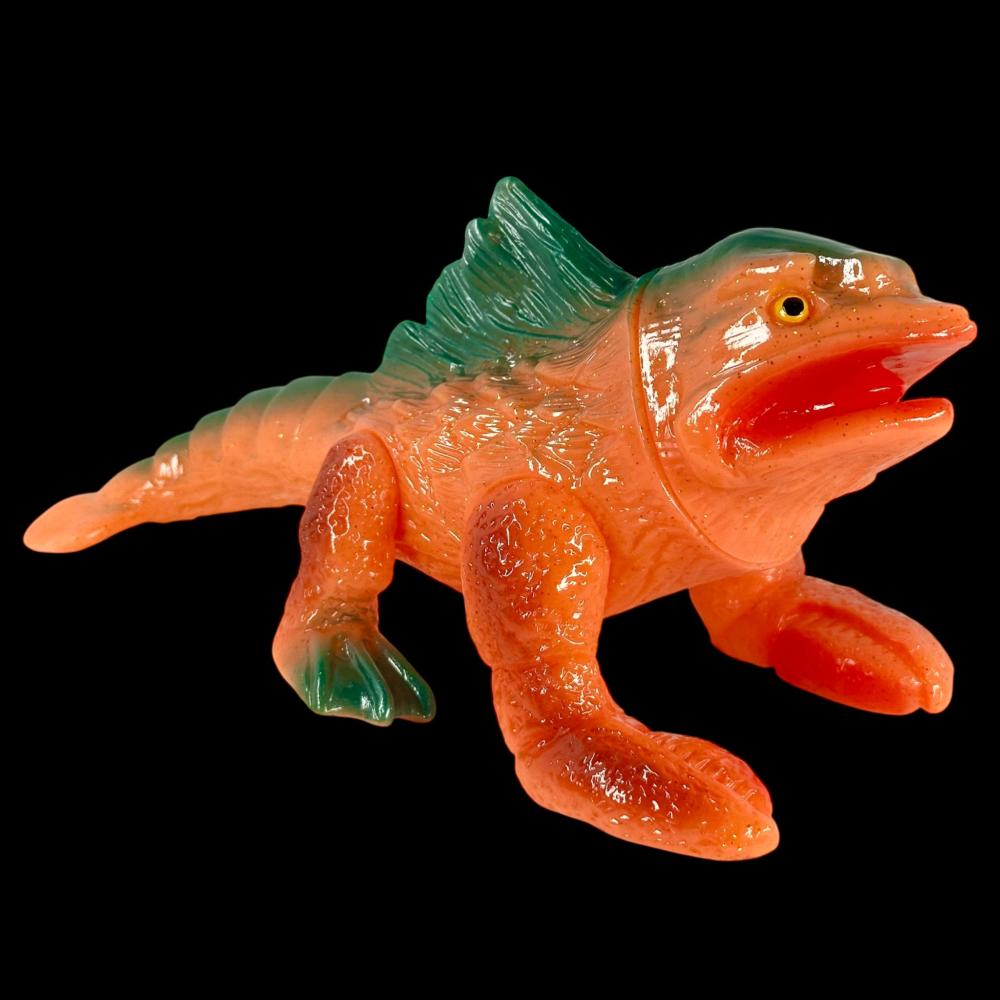 人面犬　yokaiyu sofubi rampage Awesome Toy Jinmenken 人面犬 駭骨犬 GID Set (Glow in the
