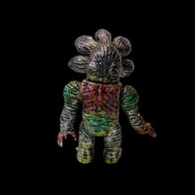 Load image into Gallery viewer, Flower-x Skull Head Butt by Kazu Akamatsu