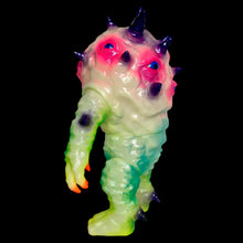 Load image into Gallery viewer, 10” Mark Nagata One-Off LA Modern Sofubi Market