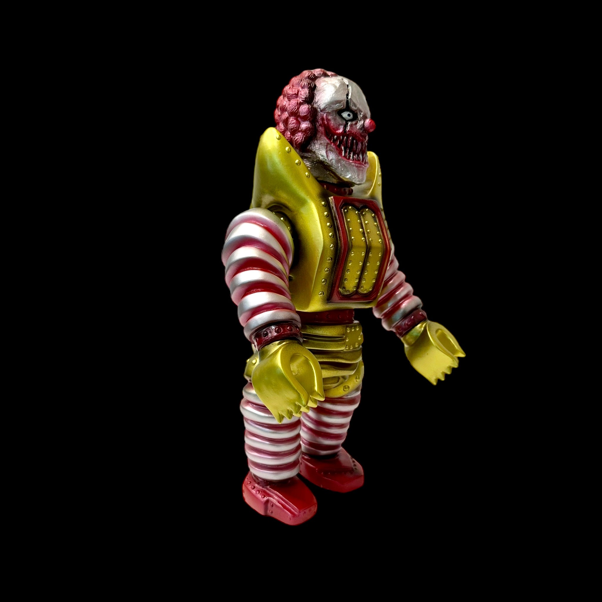 Load Clown Machine Clown-X Target Earth โ Monster Patrol Toys