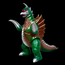 Load image into Gallery viewer, 7” Gigan OneUp JAPAN KAIJU ATTACK