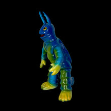 Load image into Gallery viewer, 9” Alien Bankah Marusan Sample Sale #34