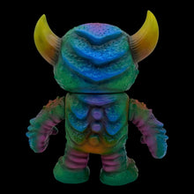 Load image into Gallery viewer, 7 1/2” Beckos Pico pico LA Modern Sofubi Market ‘26