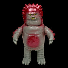 Load image into Gallery viewer, 5 1/2&quot; Garamon Sunguts Officially licensed by Tsuburaya Production