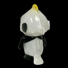Load image into Gallery viewer, 3 1/2” Bird Ark LA Modern Sofubi Market