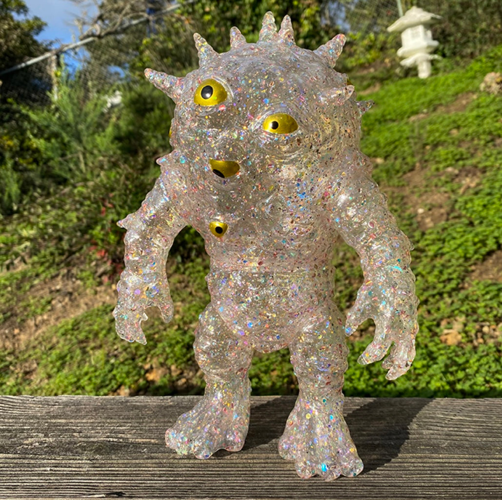 10” Eyezon Kaiju Eyezon Clear Super Glitter Gold Eyes by