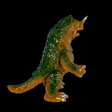 Load image into Gallery viewer, 7 1/2” Mogurines 350 Marusan Sample Sale #29