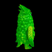 Load image into Gallery viewer, 5 1/2” Ukydaydreamer LA Modern Sofubi Market