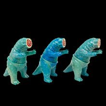 Load image into Gallery viewer, 3 1/2” Narutoron by Amapro sofubi LA Modern Sofubi Market