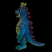 Load image into Gallery viewer, 10” Kaiju Daiou Pico pico LA Modern Sofubi Market ‘26