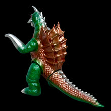 Load image into Gallery viewer, 7” Gigan OneUp JAPAN KAIJU ATTACK